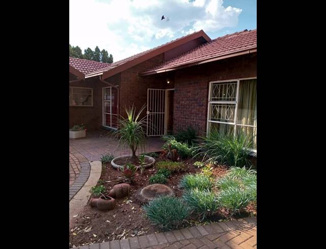 3 BEDROOM PROPERTY TO RENT IN PETERSFIELD